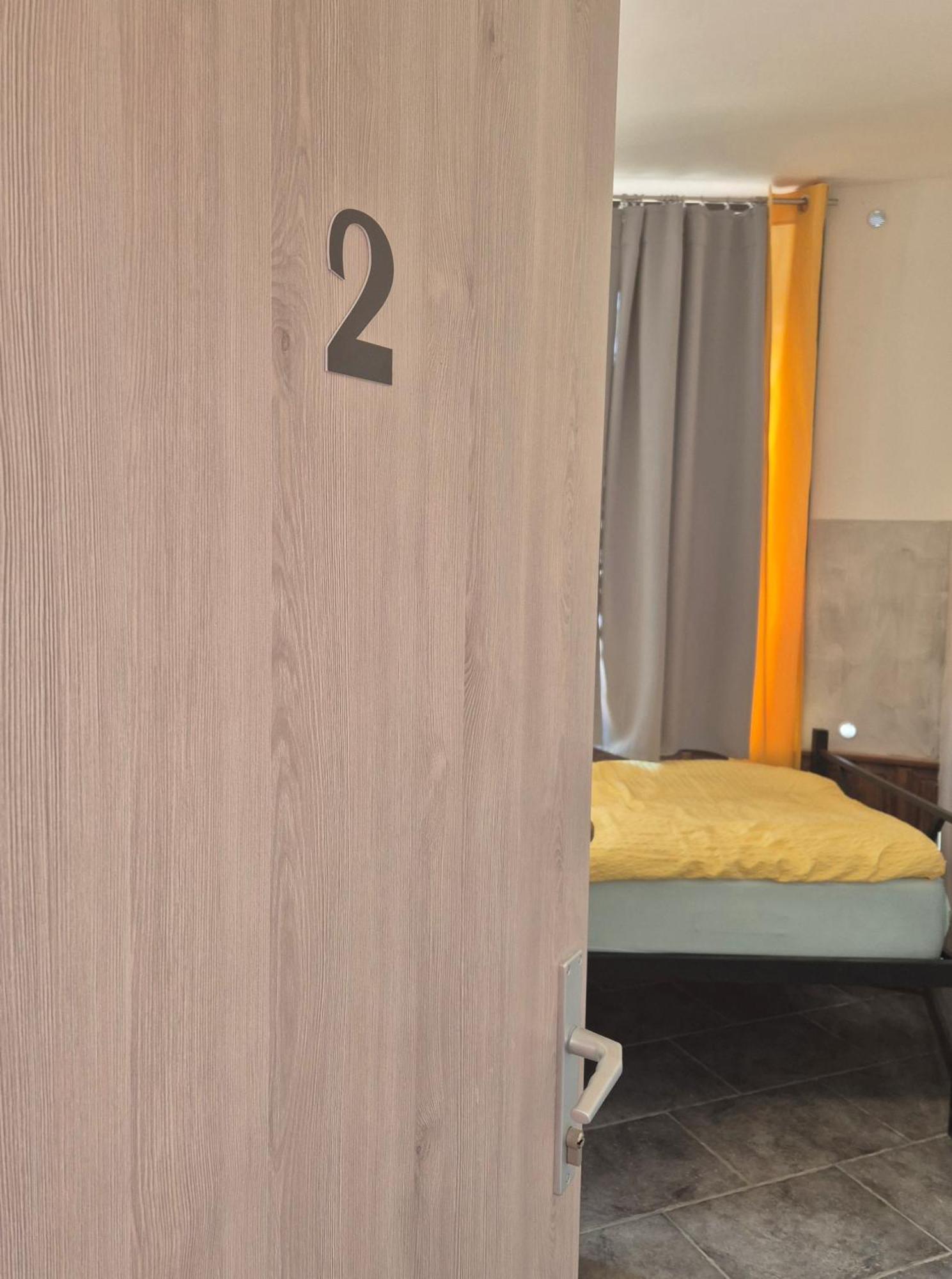 Bled Lesce Station Rooms And Beds Exteriör bild